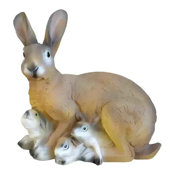 Figura dekoracyjna Zając z młodymi wym. 32×35cm z żywicy