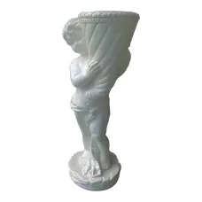 Figura dekoracyjna Putto z wazonem H: 70cm z żywicy