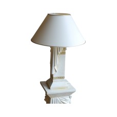 Biała lampa nocna w greckim stylu z draperiami i złotymi wstawkami, H:0,69m