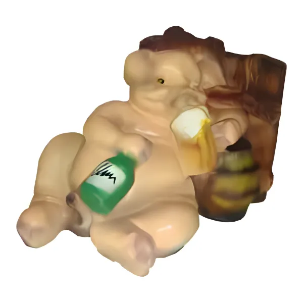 Figura dekoracyjna Świnia z butelką H: 25cm z żywicy