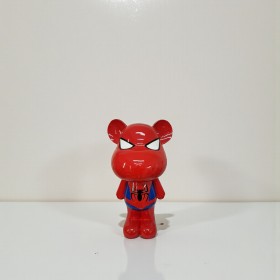 Figura Miś Pop-Art Comic Spider Style czerwono-niebieska wysoki połysk żywica - zdjęcie 3