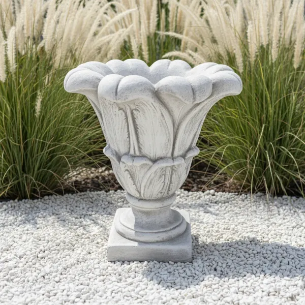 Figura ogrodowa Wazon kwiat H: 50cm betonowa