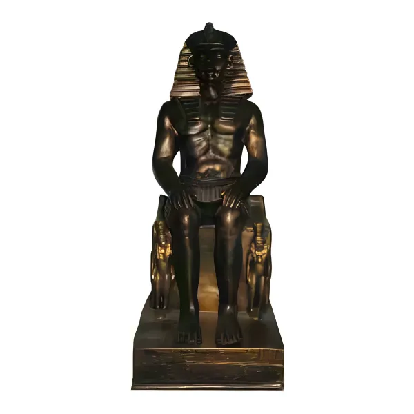 Figura dekoracyjna Faraon na tronie H: 31cm z żywicy