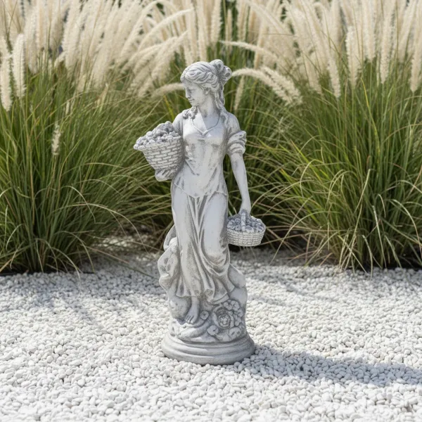 Figura ogrodowa Kobieta z koszami H: 70cm betonowa