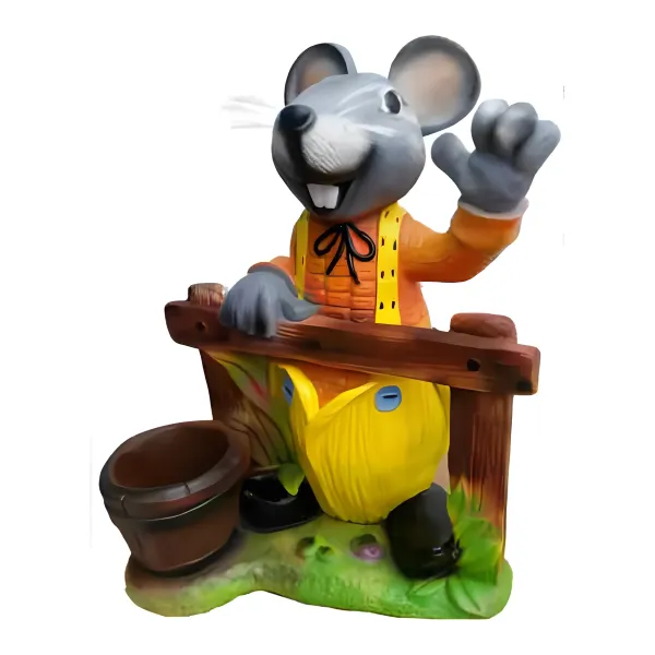 Figura dekoracyjna Mysz z taczką H: 48cm z żywicy