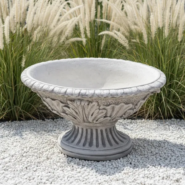 Figura ogrodowa Wazon duży z liściem H: 60cm betonowa